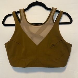 Lululemon High Neck Mesh Sports bra - size 12